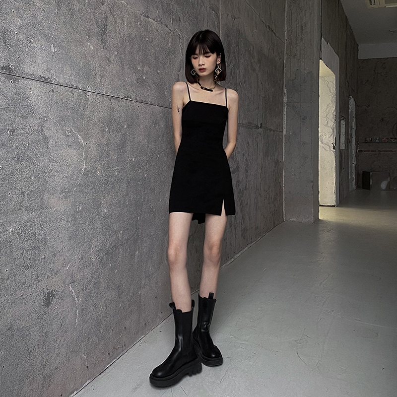 Black Spaghetti Strap Dress 2026 New Summer Dress for Women, Petite Spaghetti Strap Dress with a High-End Feel, Short Style That Makes You Look Taller Black Spaghetti Strap Dress 2026 New Summer Dress for Women, Petite Spaghetti Strap Dress with a High-End Feel, Short Style That Makes You Look Taller