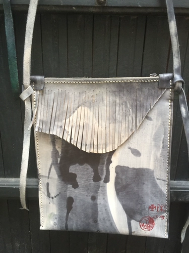 Арт -сумка ниша дизайнерская чернила сумка для ясень сумочка сумка ручной работы в ручной работы чистая кожаная сумка