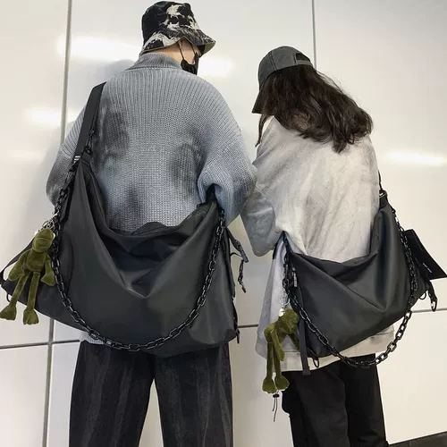 Вместительная и большая черная сумка через плечо для отдыха на одно плечо, подходит для студента