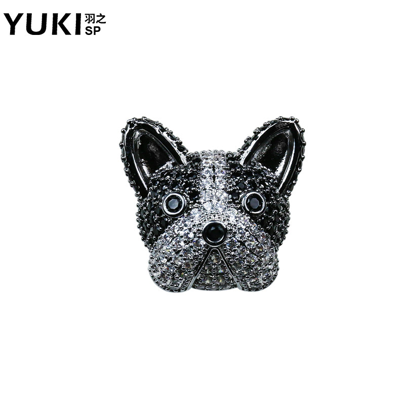 YUKI tide men and women tide people collar needle Korean version of fat dog bulldog small pin buckle personality suit suit accessories