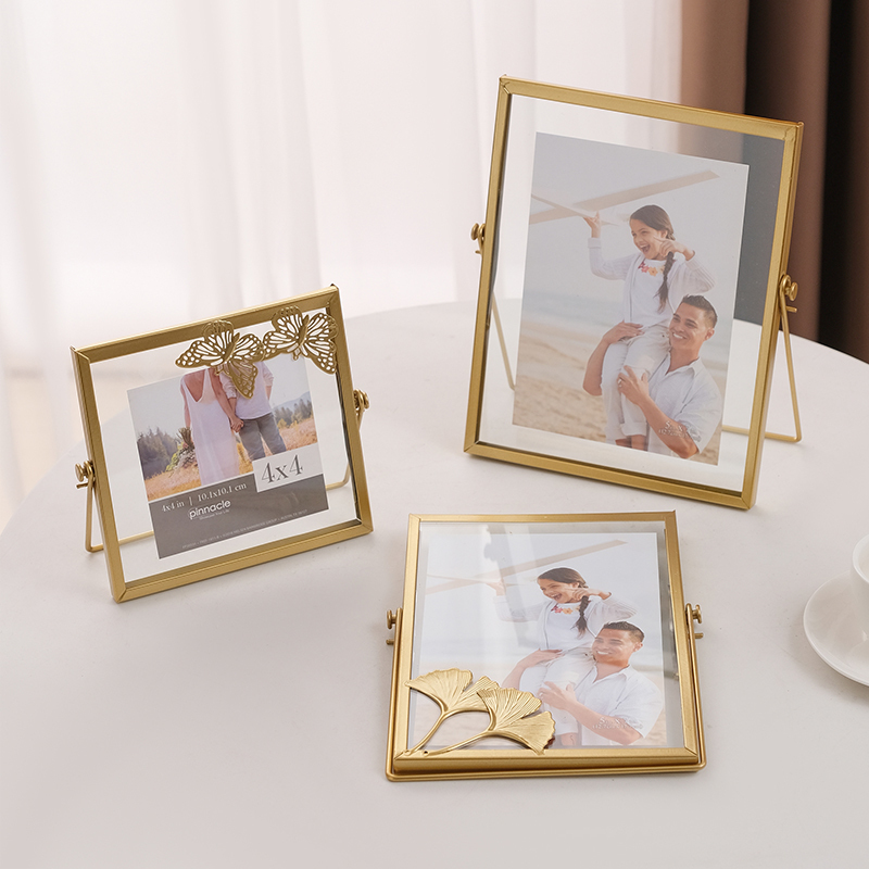 Creative Nordic Photo Frame, Light Luxury Metal Iron Art Three-Dimensional Geometric Decorative Ornament, Simple Glass Specimen ins Photo Frame Creative Nordic Photo Frame, Light Luxury Metal Iron Art Three-Dimensional Geometric Decorative Ornament, Simple Glass Specimen ins Photo Frame