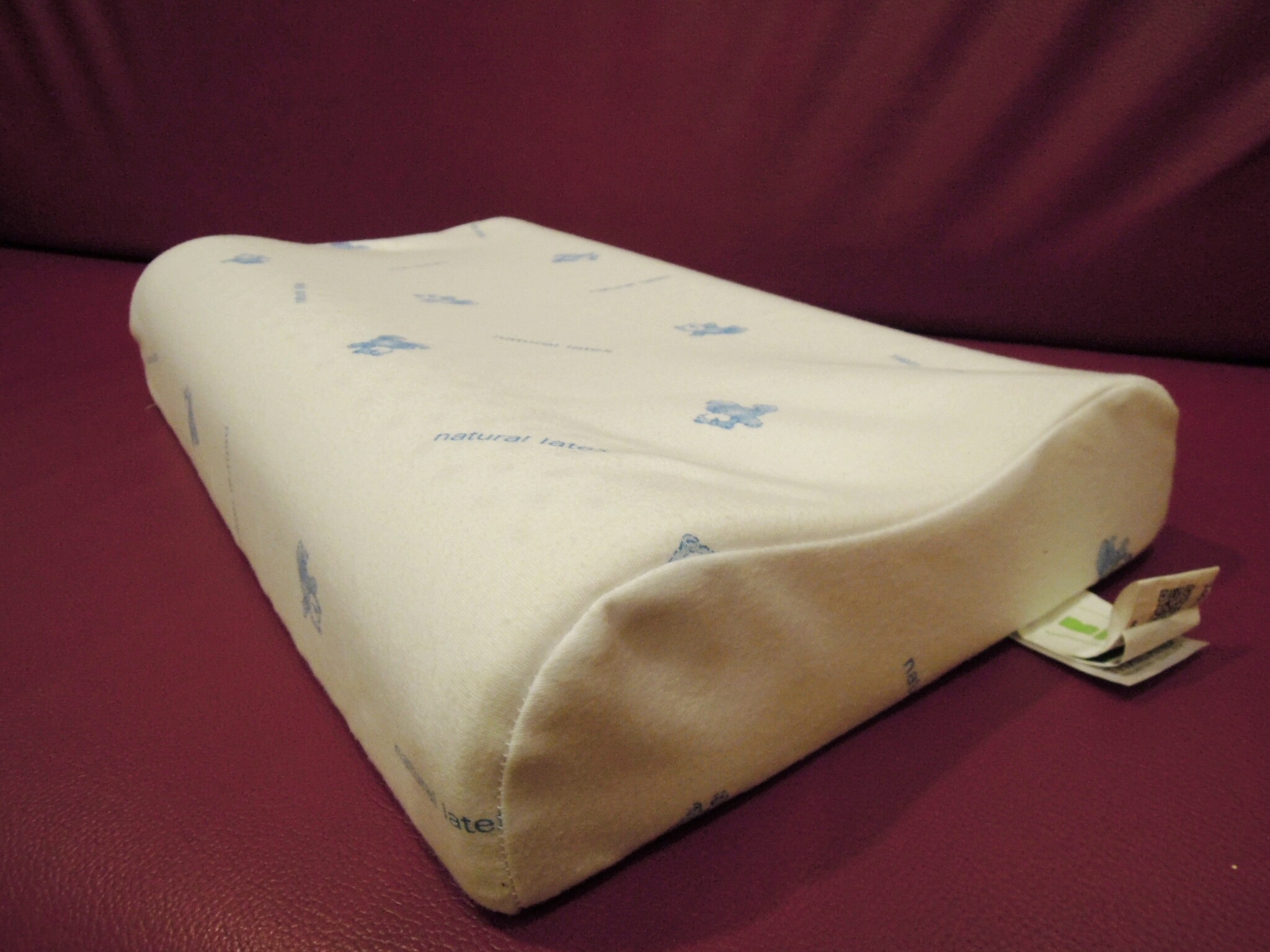 Thai origin MITTSO children's latex pillow in addition to mites and soothe the nerves of pure nature