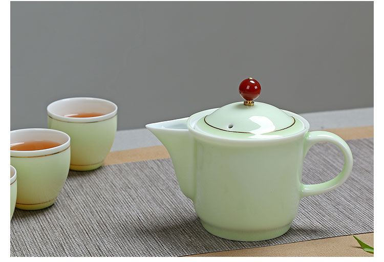 Bộ trà Long Tuyền Celadon với Bộ lọc Teacup Ấm trà bằng gốm Xi Shi Pot Bộ hoàn chỉnh Bộ trà Kung Fu Một nồi Hai ly bình pha trà