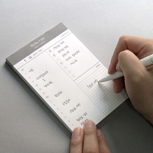 Japan and South Korea simple business office desktop tearable day routine plan notebook Post-It note this memo