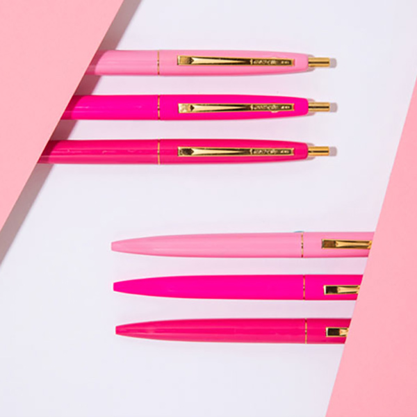 French stationery BIC ballpoint pen 0 7mm Japanese medium oil pen Vintage solid color press pen Hand account note ballpoint pen