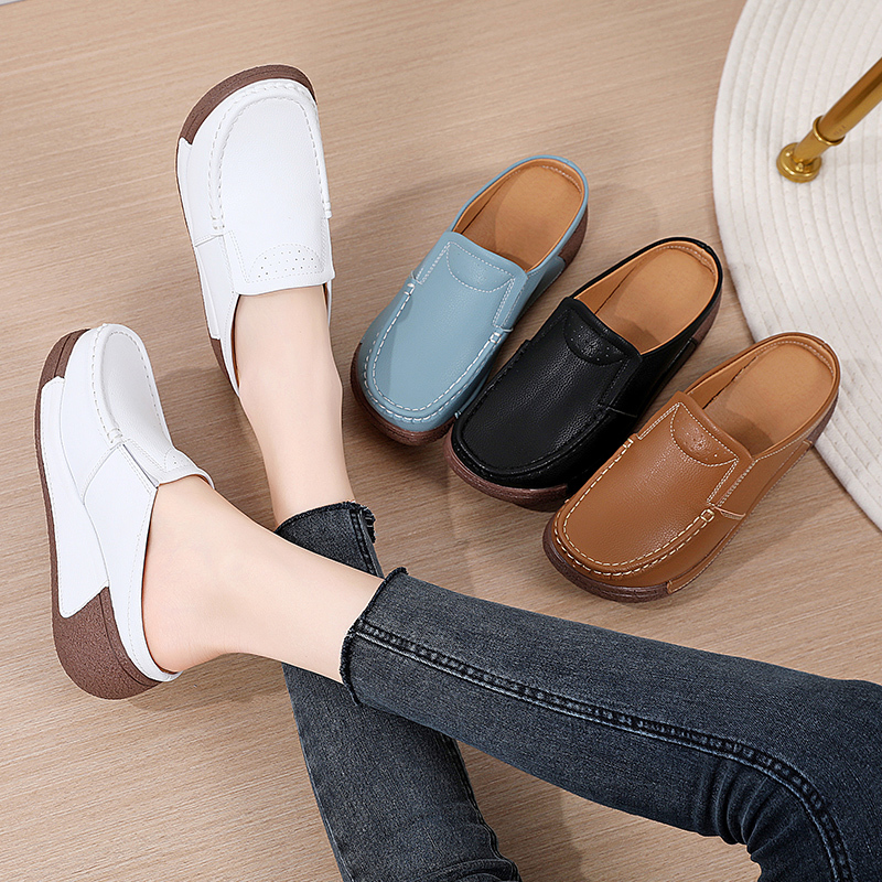 Summer New Casual Women's Shoes, Comfortable Mom Sandals, Fashionable and Versatile Rocking Shoes, Thick-Soled Platform Clogs, Closed-Toe Half-Slippers