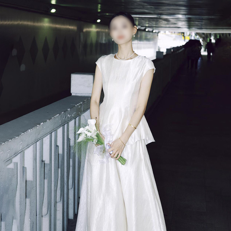 French-Style Light Wedding Dress, Forest-Themed Bride, Niche Satin White Simple Gown, Engagement, Reception, Travel Photography, Going-Out Dress for Women