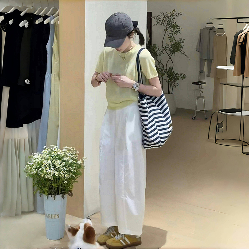 Summer Age-Reducing Outfit Set with Stylish Round-Neck Tie-Up Knit Top and Wide-Leg Slimming Casual Pants for Women