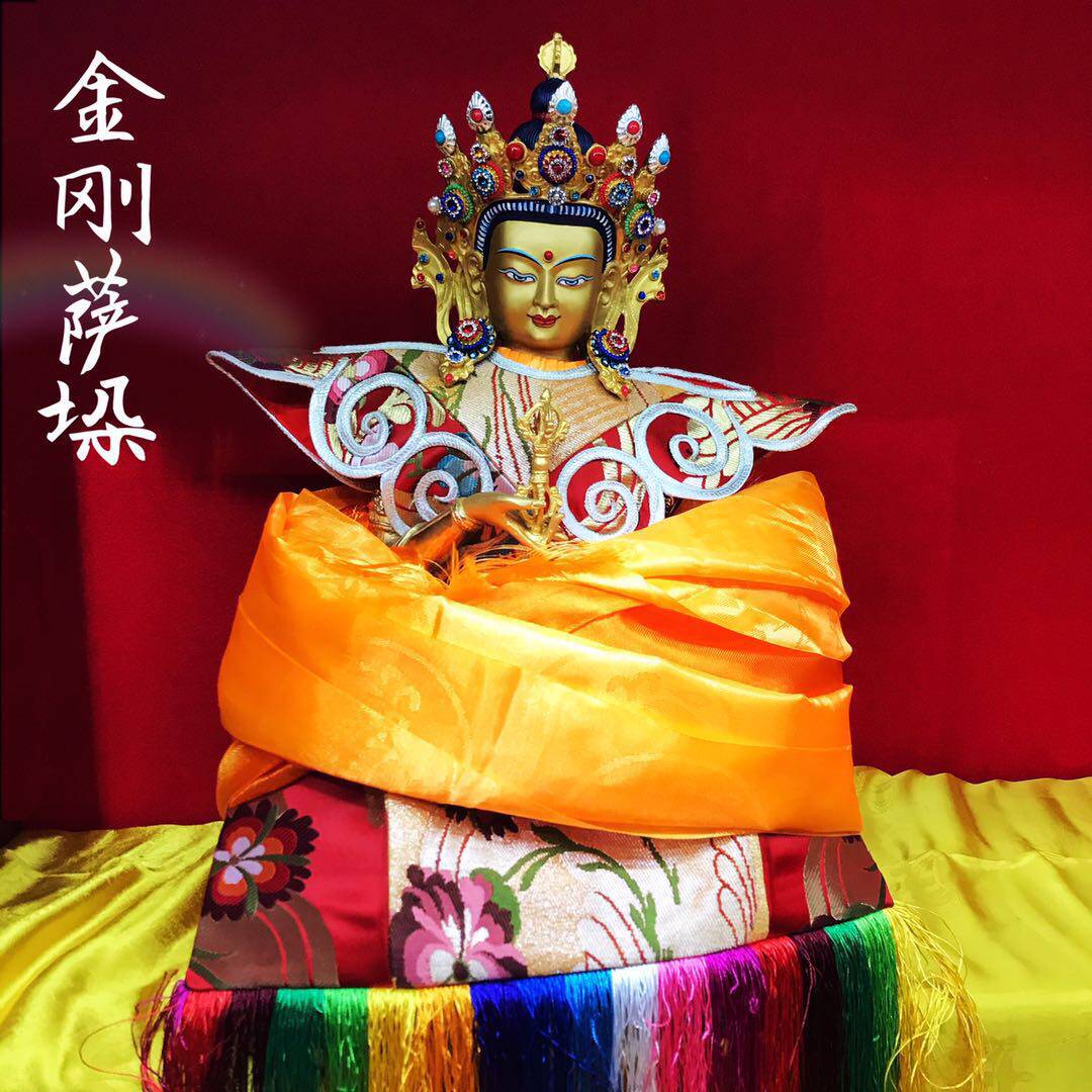 Hide and spread dense pure brass Buddha statue King Kong sauntresses home Liver pure gold brushed gold open face gold silk Buddha clothes high 45cm