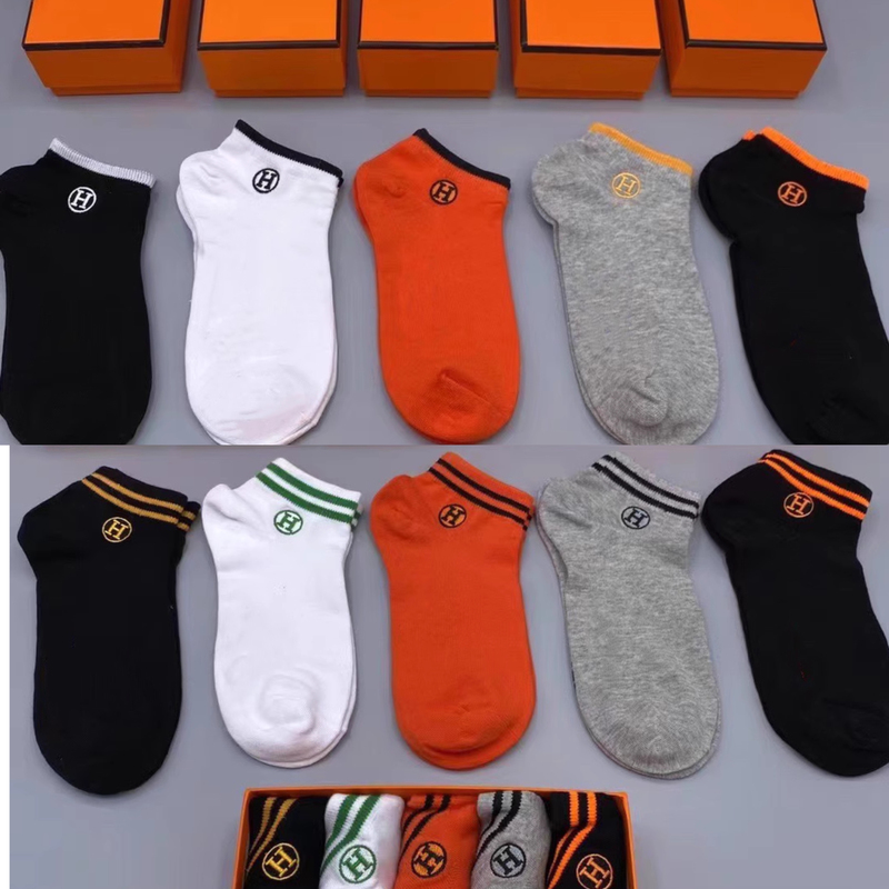 New Trendy Brand Letter Embroidered Short Socks for Men, Pure Cotton Sports Antibacterial Socks, Men's Low-Cut, Odor-Resistant and Breathable