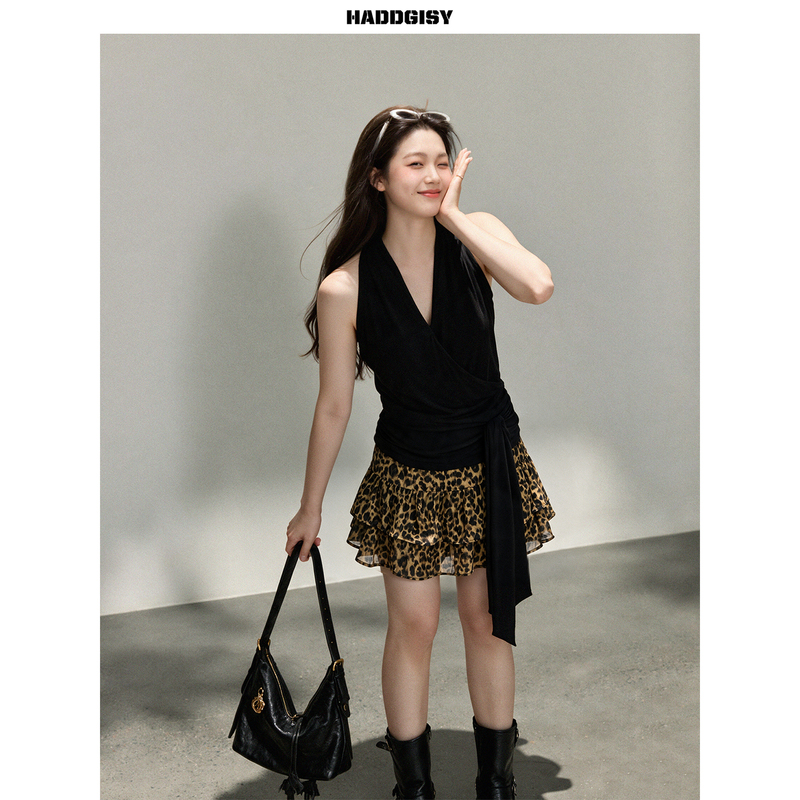Zeng Xiaoxian Plus-Size Women's Clothing Black Halter Neck Tank Top Women's Summer Sleeveless Top Leopard Print Skirt Slightly Chubby mm Set