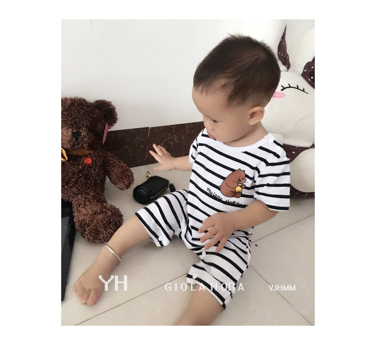 Mùa hè cha mẹ và trẻ em mặc một gia đình ba phân bón cộng với tăng phần bông mỏng kích thước lớn mặc gia đình phù hợp với mẹ và trẻ em phụ nữ quần áo gia đình mùa hè