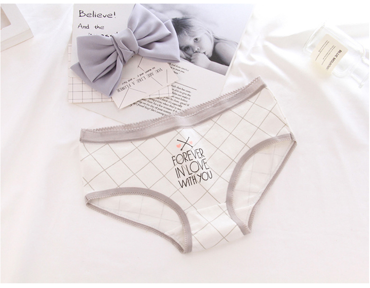 Quần lót nữ cotton eo thấp nữ cotton cotton sinh viên dễ thương thoải mái thoáng khí tam giác quần short đầu đồ lót xuất khẩu