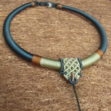 Оригинальное изумрудное ожерелье из шнура, янтарная подвеска, галстук, ремешок из воскового агата, квадратный вырез