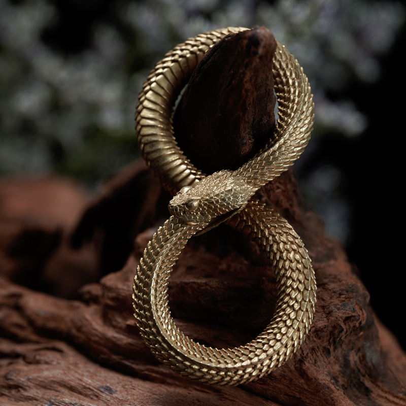 Original Copper Infinite Snake Biting Its Tail 8-Shaped Ring Car Keychain Pendant Retro Personalized Gift Ornament