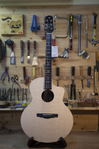 Natasha KC1 KC1H officially authorized Saturn black hole HPL entry guitar acoustic box plus vibration guitar