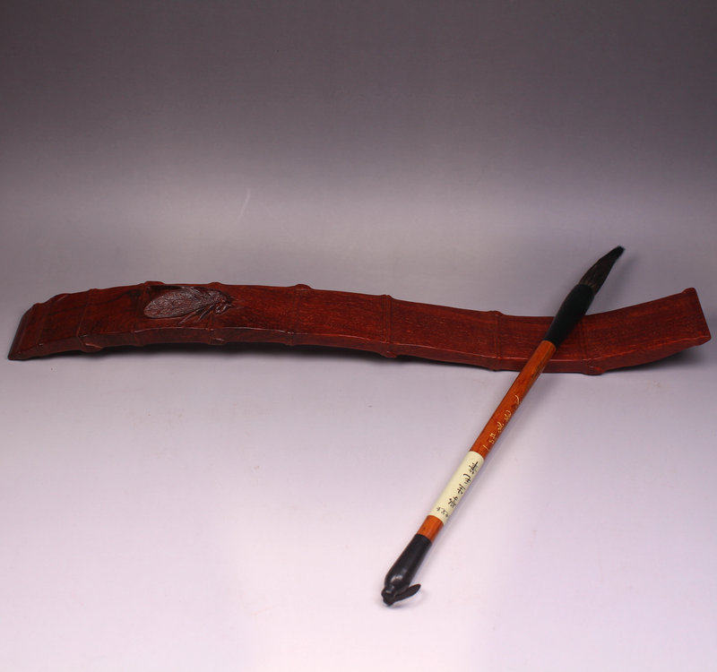 Small leaf purple sandalwood pen frame contented changle pen shelving town foot redwood solid wood room four treasure office supplies business gifts