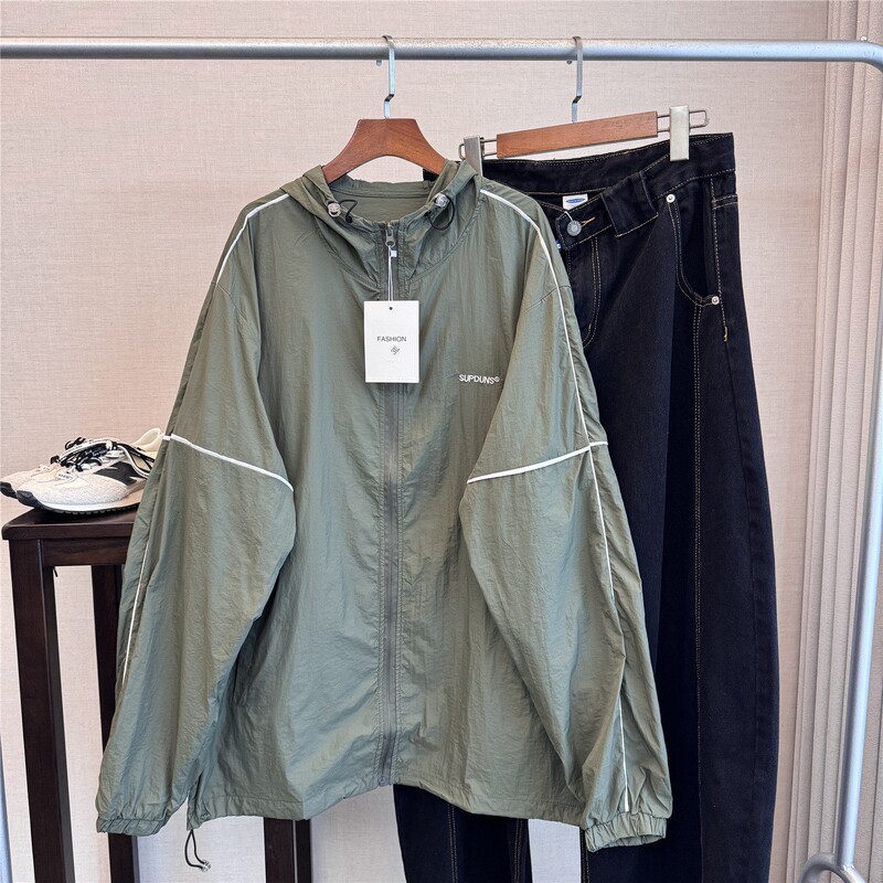 Military Green Hooded Lettered Loose Jacket Sun Protection Clothing