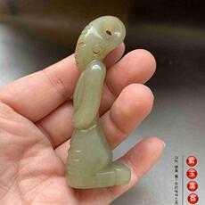 Украшения на шею 和田玉老玉玉人遇贵人手把件小摆件古典纹饰清仓包邮012