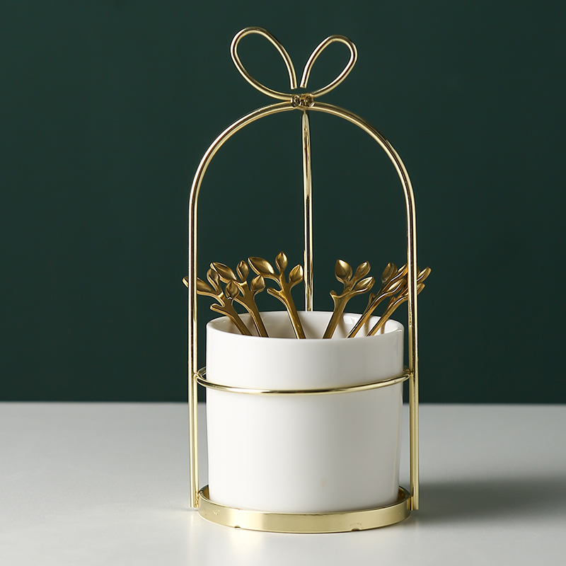 Stainless Steel Fruit Fork Suit Creativity Cute Little Luxurious Nordic Wind Leaves Fork Home Salad Fruit Sign