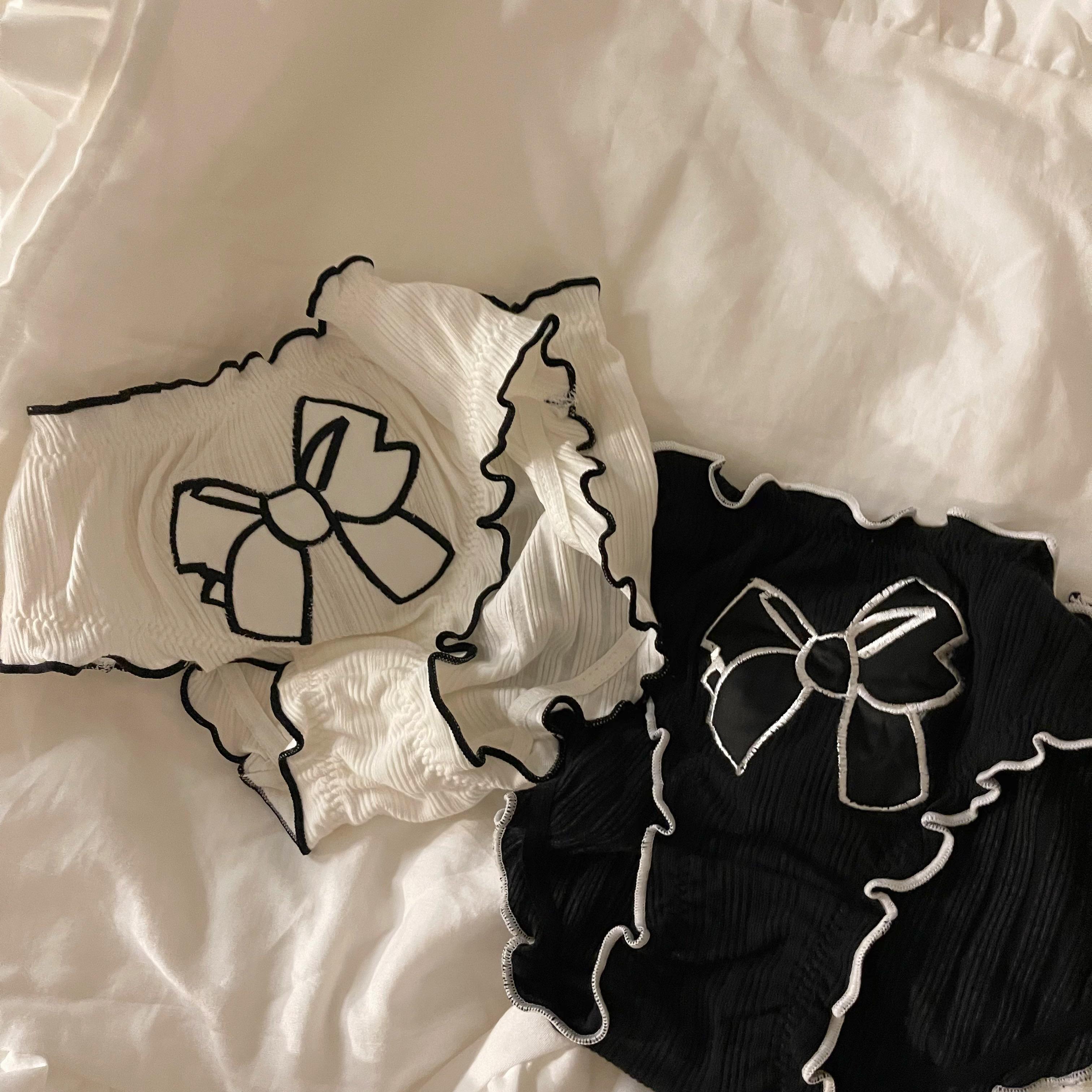 Cute Japanese bow girl gentle fungus edge comfortable and soft mid-waist cotton panties