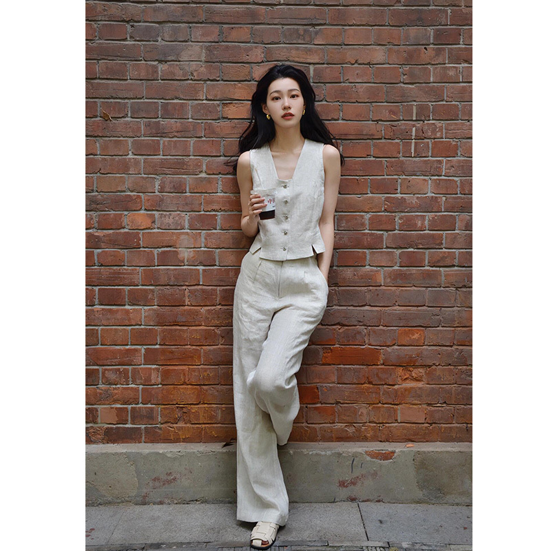 Summer Elegant Linen Vest Fashion Set for Women, French-Style Wide-Leg Pants, Sleeveless Vest, Stylish Two-Piece Set