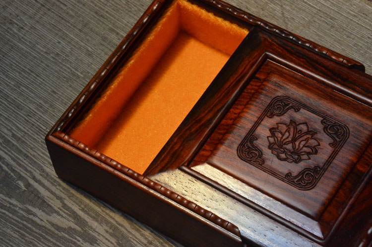 Charming fragrance old green sandalwood mahogany box Hand string wooden box Jewelry signboard baby collection level exquisite workmanship recommended