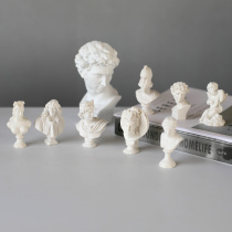 Fengyin Jane Europe retro mini sketch small head portrait ornaments three-dimensional resin plaster image soft designer Model Room
