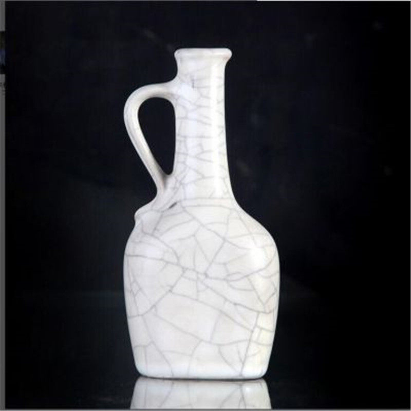 Champs Cracks glazed pottery glazed material glazed with warm white crack glaze 1200-1250