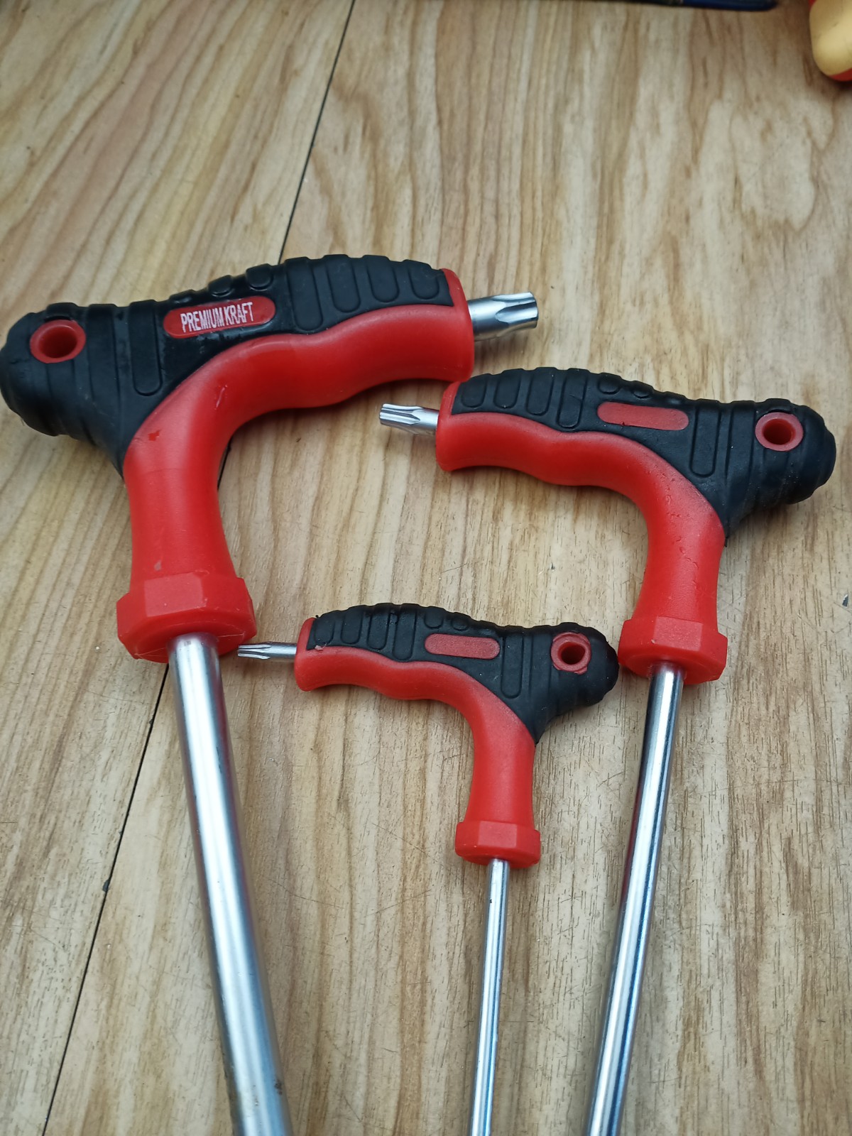 Inner hexagonal tail single microfriction treatment