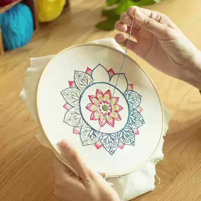 Wang's hand-made adult diy fabric material Package Three-dimensional embroidery introductory pregnant women's homemade gifts