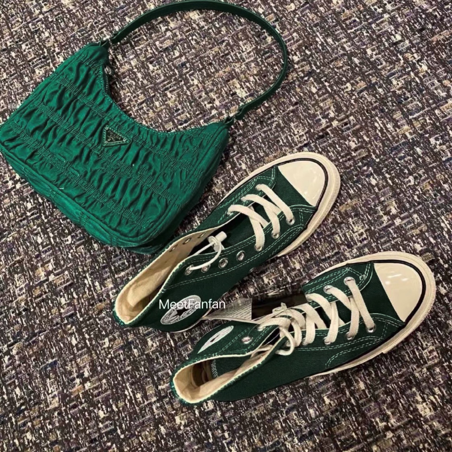 2022 new autumn and winter version jungle green dark green large size canvas shoes 1970s all-match high and low help men and women Harajuku