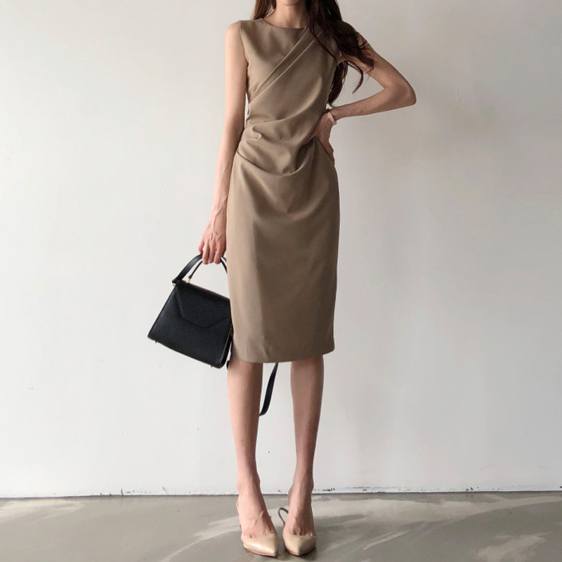 Sleeveless Vest Dress 2022 New Summer Ol Professional Style Waist-Cinching Slimming Pleated Bodycon Mid-Length Dress