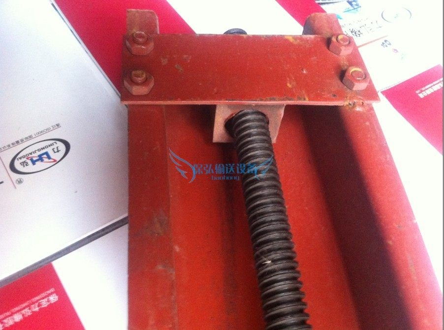 Conveyor roller puller Silklever tensioning screw puller Tensioner Bow