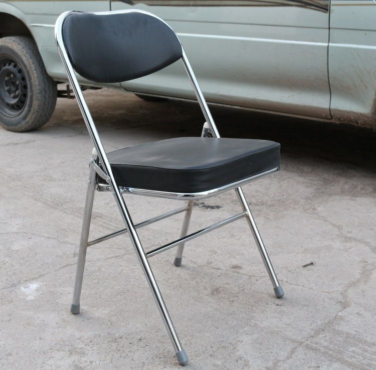 Plated black folding chair Thickened Steel Tube Wall Thickness 1 5mm Plated Red Folding Chair Meeting Chair