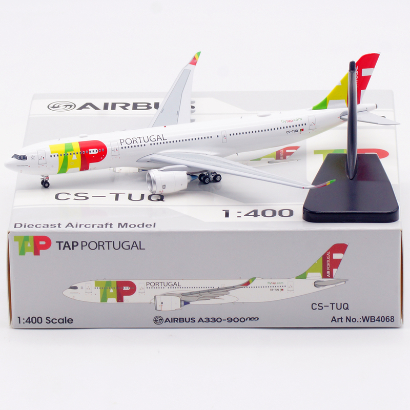 Portuguese Airlines Av1: 400 Aircraft Model A330-900Neo Simulation Cs-Tuq with Detachable Landing Gear Portuguese Airlines Av1: 400 Aircraft Model A330-900Neo Simulation Cs-Tuq with Detachable Landing Gear