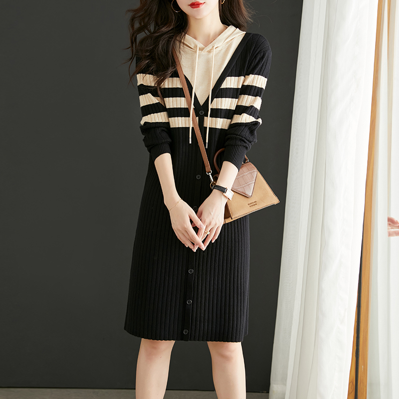 Hengyuanxiang Autumn and Winter New Hooded Mid-Length Woolen Sweater Striped Knitted Dress Women's Cashmere Sweater Skirt