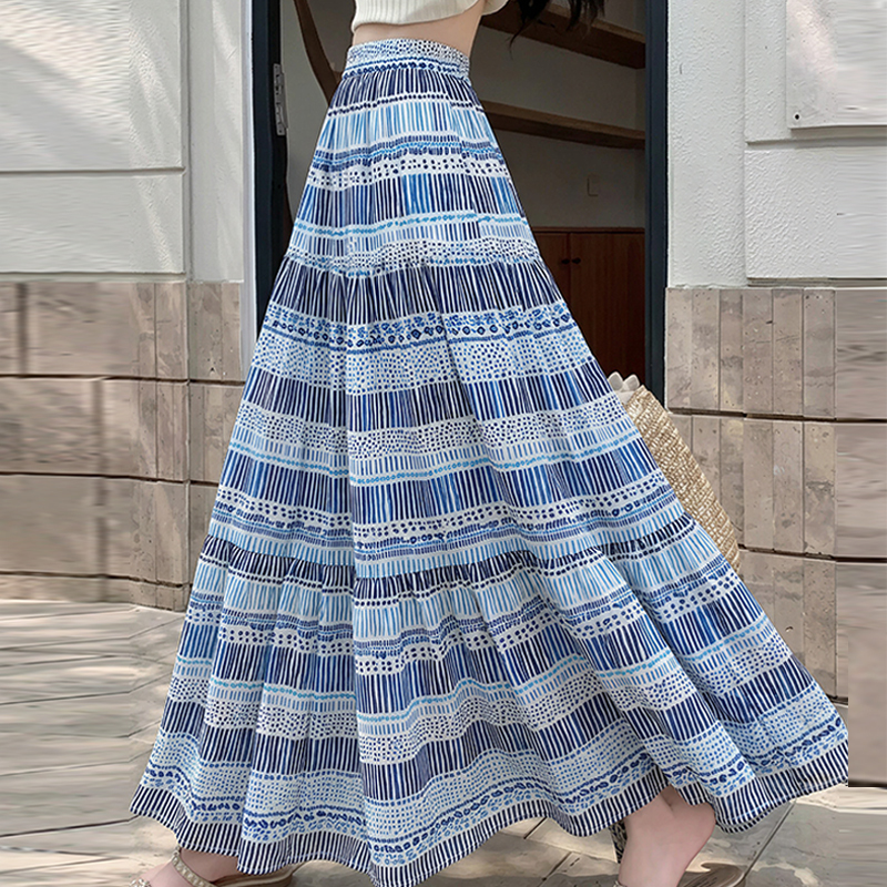 2026 Summer Cotton Silk Half-Length Skirt for Women, Long Skirt with Large Hem, Casual and Elegant, High-End Feel, Slimming Vacation Beach Skirt