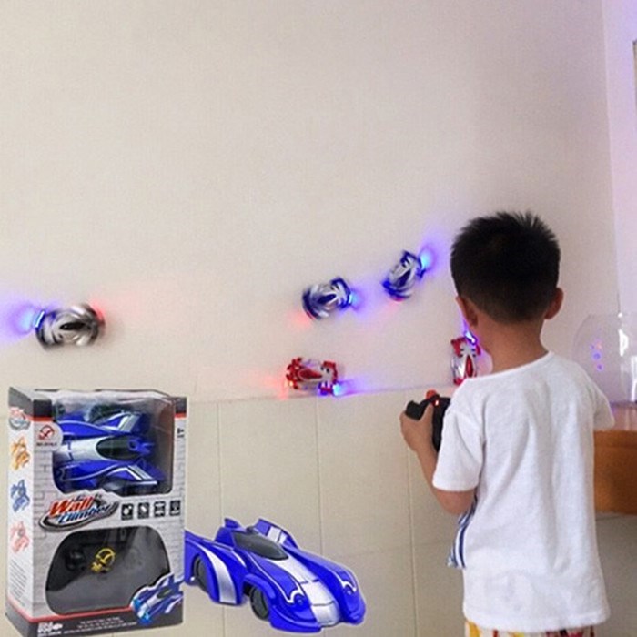 Crawling Climbing Wall Car Flying Eatery Walking Wall Children Crawl Remote Control Wall Upper Toy Glass Car-Man
