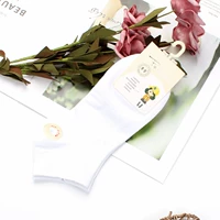 Тон кожи 69 сплошной цвет белый