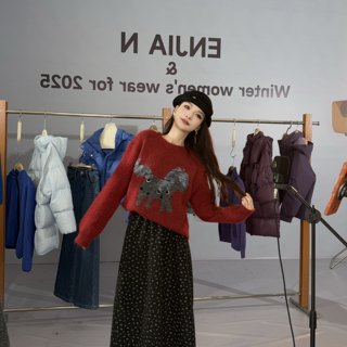 Cartoon pony high-end sweater sequined lazy style sweater