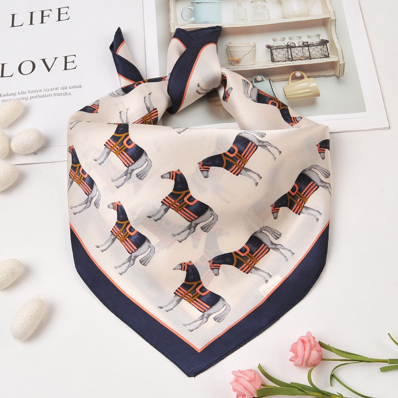 Baby Autumn and Winter Silk Small Square Scarf Boys Mulberry Silk Scarf Children Thin Triangular Scarves Girls Versatile Silk Scarves