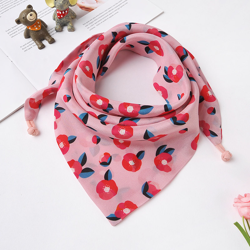 Children's silk double-layer triangle scarf baby saliva towel baby mulberry silk scarf girl silk scarf boy spring autumn and winter