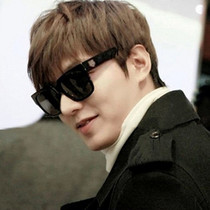 Korean version of old tiger head generous frame sunglasses wholesale male and female retro color film sunglasses sunglasses manufacturer direct