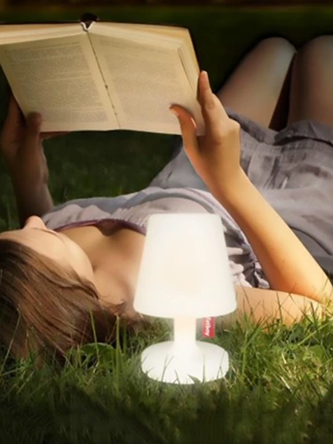 Мультяшная настольная лампа для спальни, атмосферный ночник для гостиной для кровати, США, подарок на день рождения, популярно в интернете