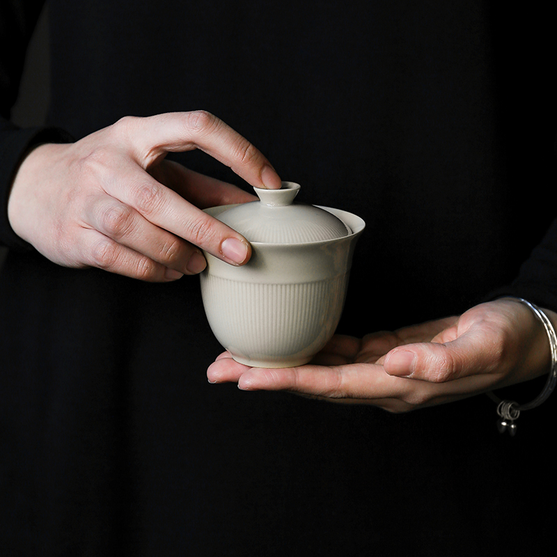Yun - soft grass gray three - way cup of a single ceramic tea cup anti - hot Japanese hand grab pot cup kung fu tea set