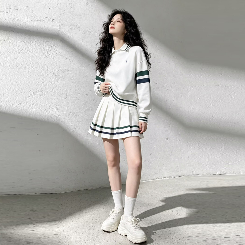2026 New Autumn Clothing, Casual Sports Style, High-End Sweatshirt Suit, Pleated Skirt, Women's Two-Piece Set, Complete Set 2026 New Autumn Clothing, Casual Sports Style, High-End Sweatshirt Suit, Pleated Skirt, Women's Two-Piece Set, Complete Set