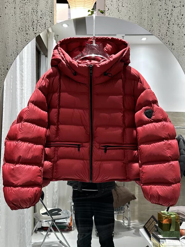 Small Scissors Hooded Vertical Pocket 90% down Ribbed down Jacket
