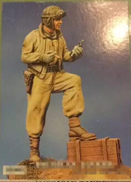 1:35 new US military tanksoldier < can be placed in a mad rage > resin soldier serial number 45