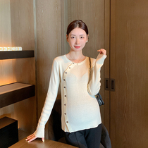 Pregnant womens knitted sweater tops spring and autumn new outer wear exquisite pure lust sweater temperament slim bottoming shirt fashionable style